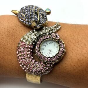 Y2K Gold Crystal Fish Watch